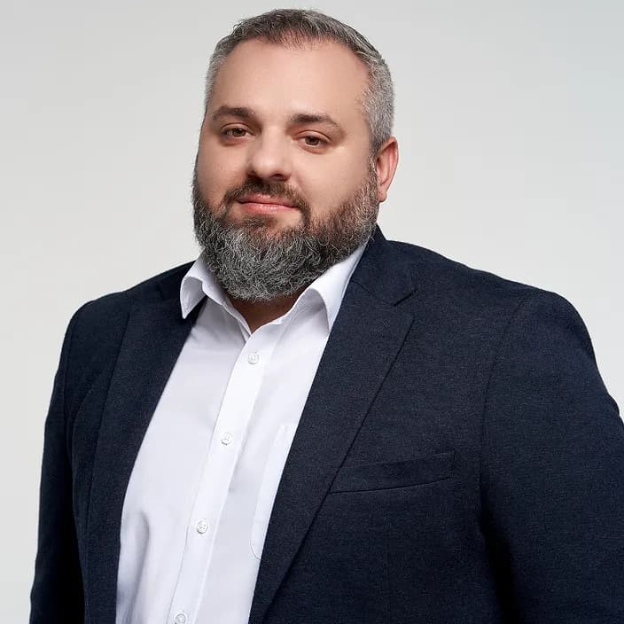 Владислав Максимʼяк